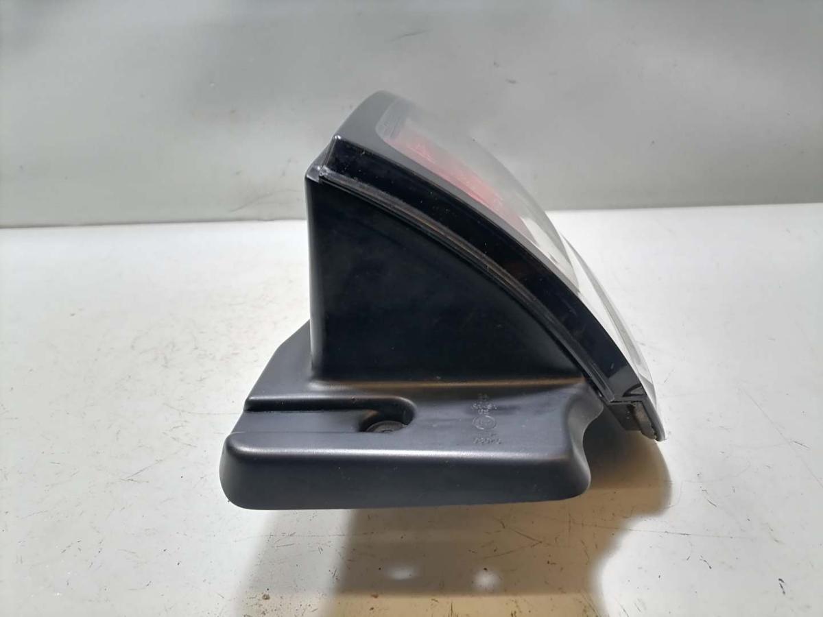 Citroen C3 Picasso original R&uuml;cklicht R&uuml;ckleuchte Schlussleuchte rechts Bj.2010